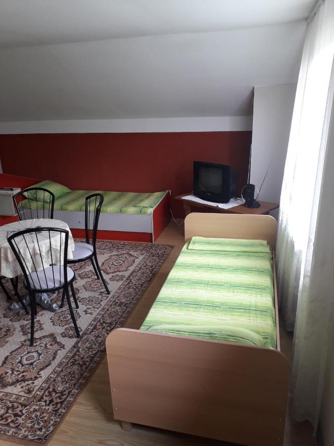 Prenociste Vitas Panzió Miljevina Kültér fotó