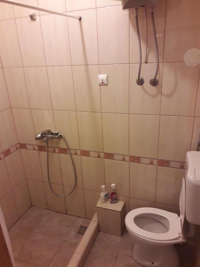 Prenociste Vitas Panzió Miljevina Kültér fotó