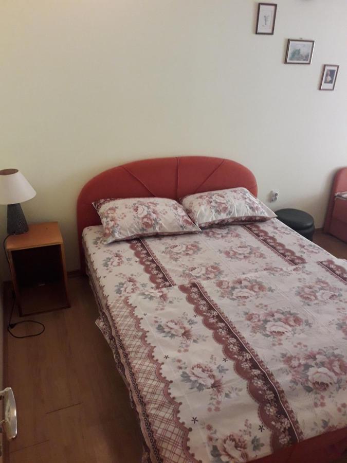 Prenociste Vitas Panzió Miljevina Kültér fotó