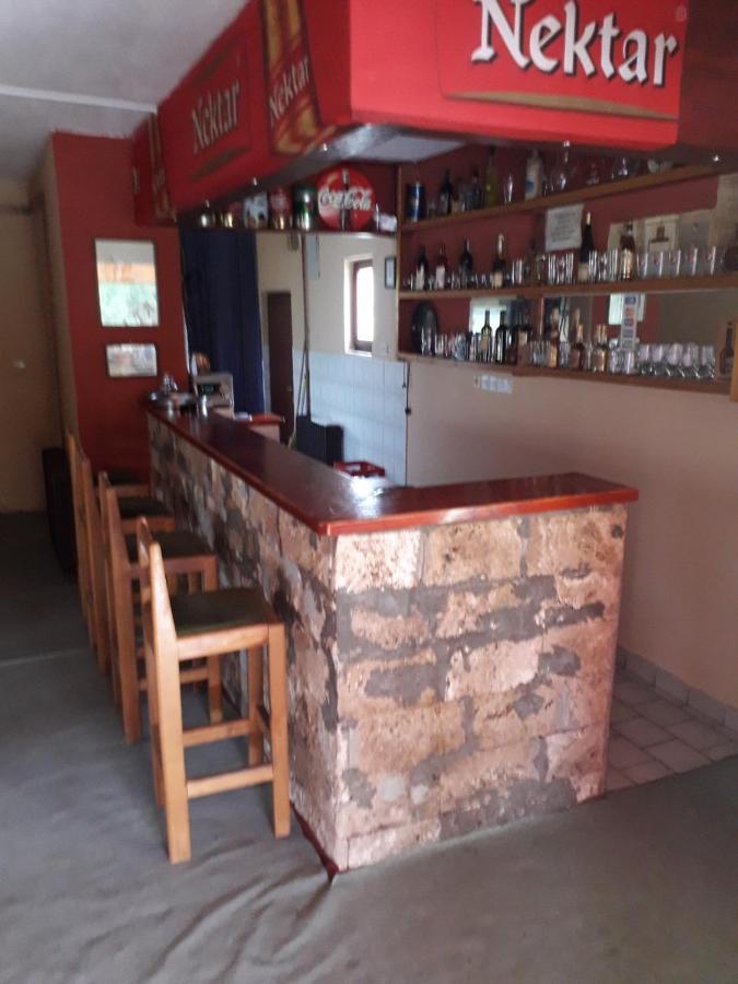 Prenociste Vitas Panzió Miljevina Kültér fotó